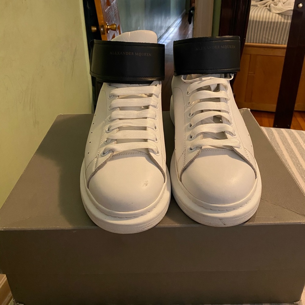 Alexander McQueen Hightop